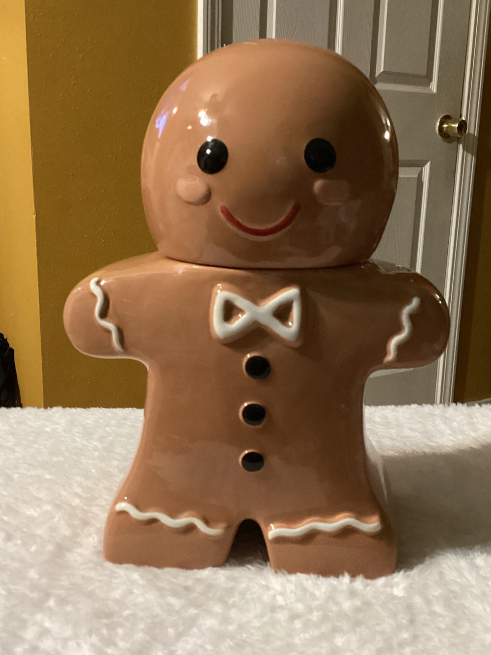 Holiday Time Gingerbread Cookie Jar in Brown with White Accents
